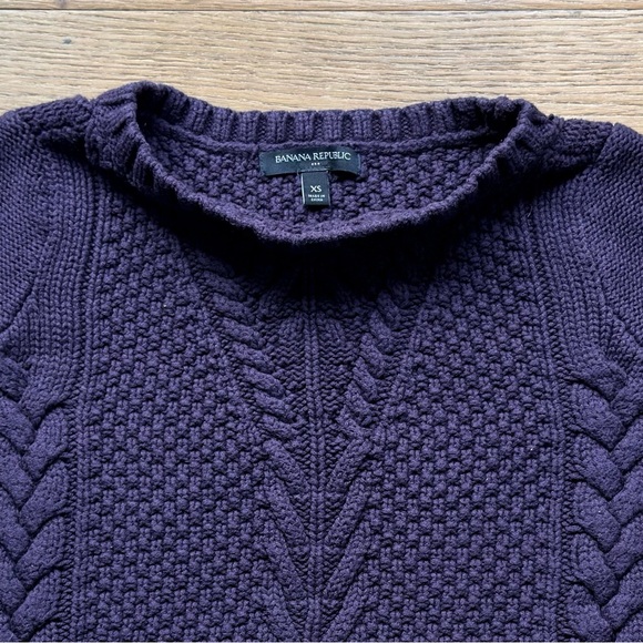 Banana Republic Cable Knit Chunky Fisherman Sweater Purple Slim Fit Womens XS - Picture 3 of 7